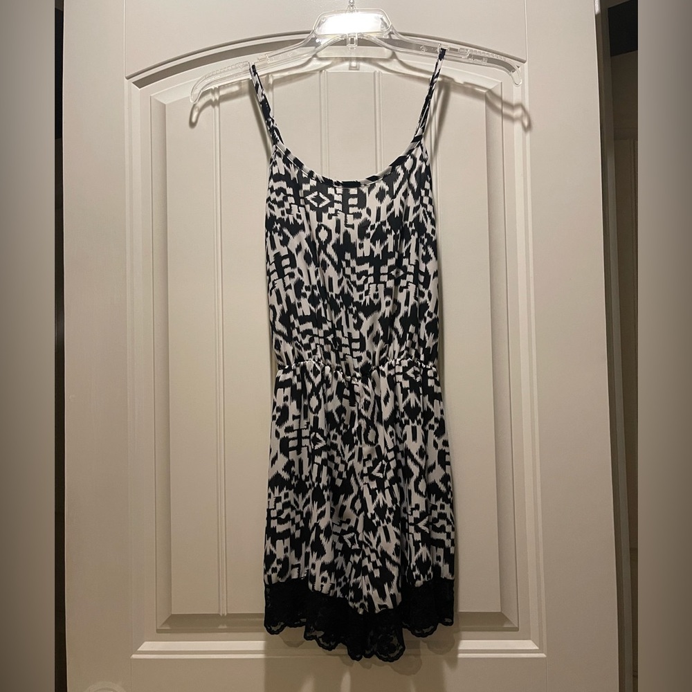 Romper with lace trim